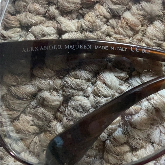 Alexander McQueen Authentic Brown Sunglasses - Picture 2 of 4